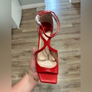 never worn size 9 red heel